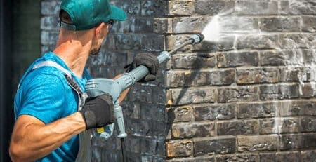 why-it-pays-to-hire-a-professional-pressure-washer